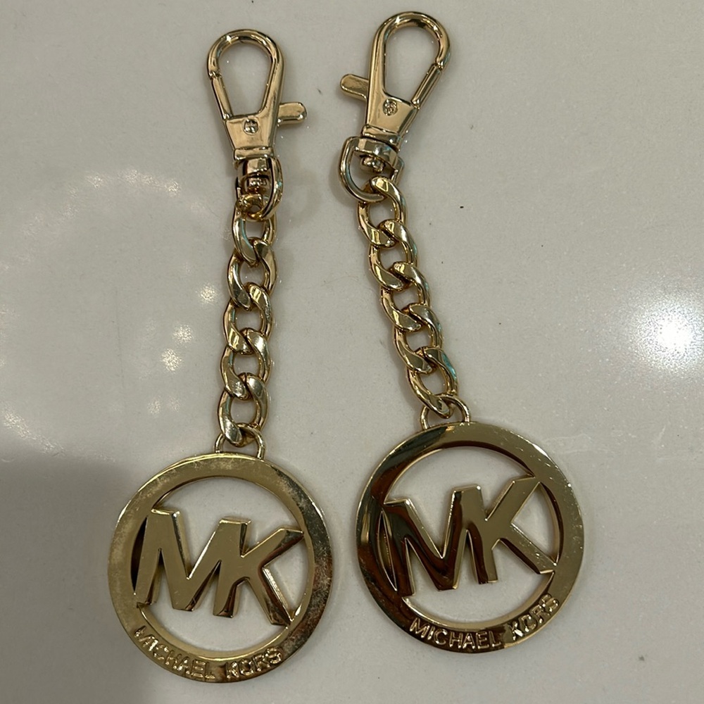 MK Michael Kors Key Fob LARGE Gold Tone Purse Hanging Charm Keyfob Keychain